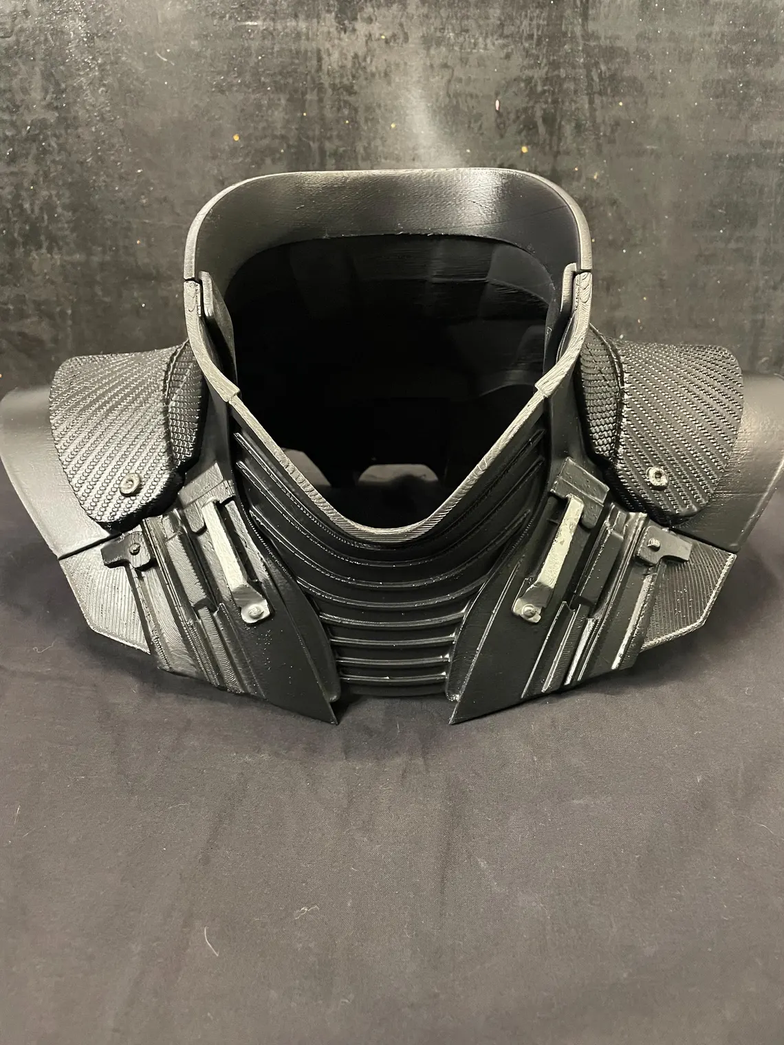 Corazza Completa Supereroe Oscuro | Armatura Cosplay Premium | Costume 3D - immagine 14