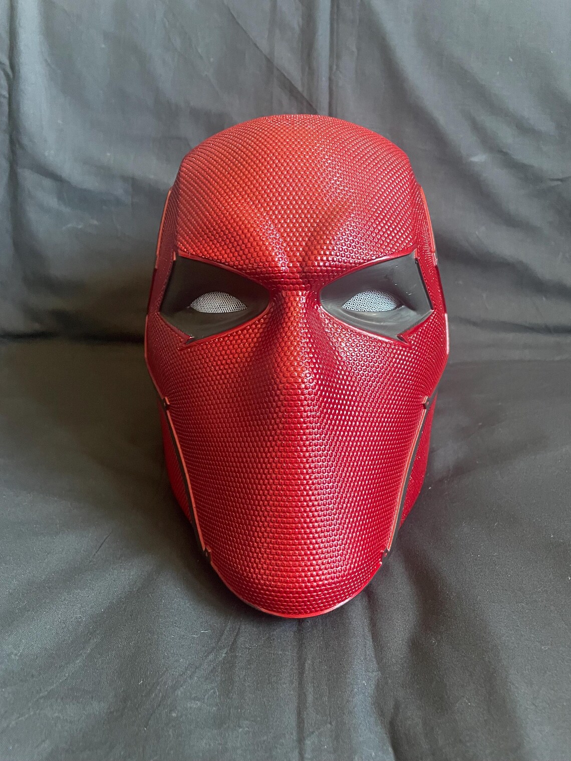 Maschera Cavaliere Rosso – Cosplay Supereroe da Comics e Anime | Accessorio Artigianale di Qualità | Fan made - immagine 4