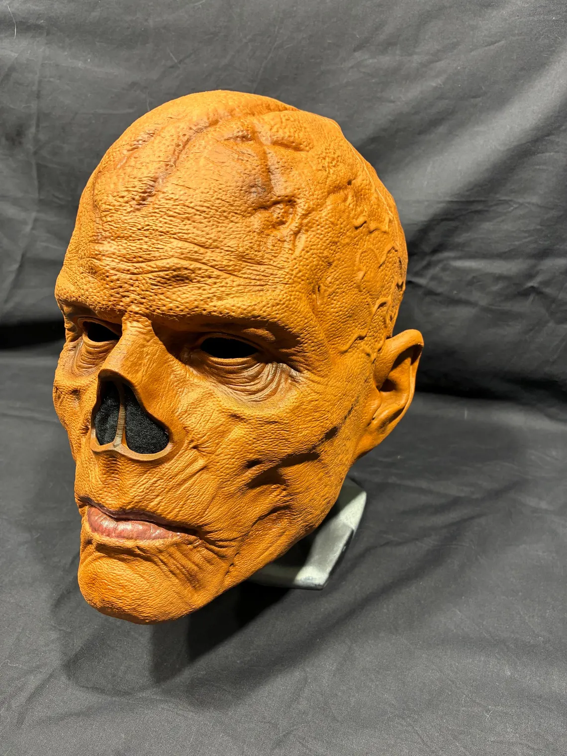 Maschera da Ghoul rigida cosplay con chiusura magnetica | Elmo realistico da collezione | Accessorio costume videogioco radioattivo - immagine 6